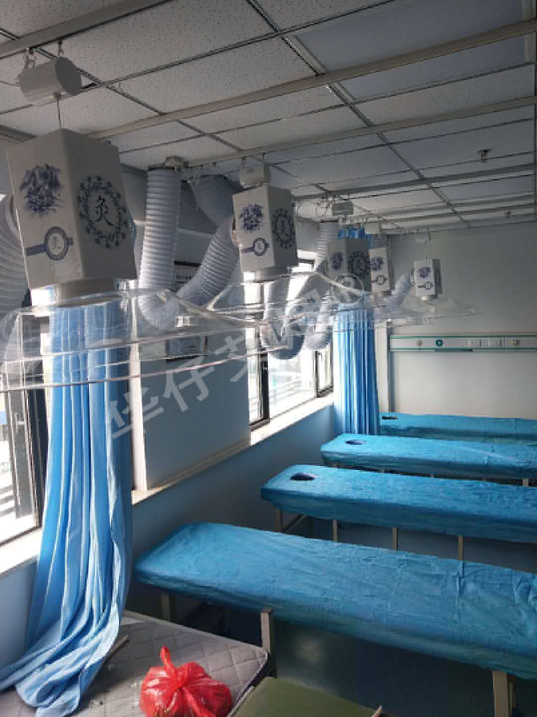 杭州醫(yī)館（華仔）專業(yè)艾灸排煙設(shè)備安裝完工